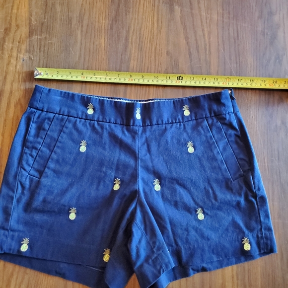 5/$25❤️‍🔥J. Crew Slight Stretchy Summer Shorts - Picture 3 of 8